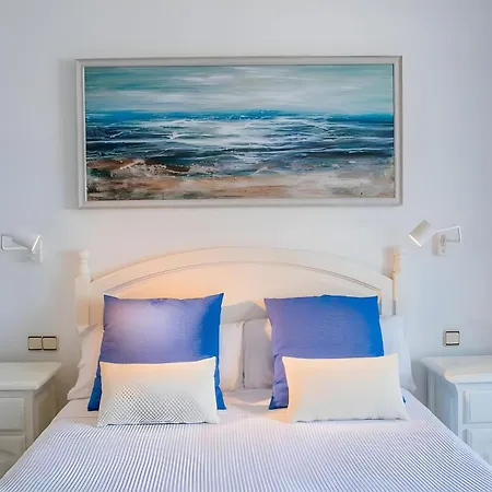 1 - Caleta Campos 펜션 *